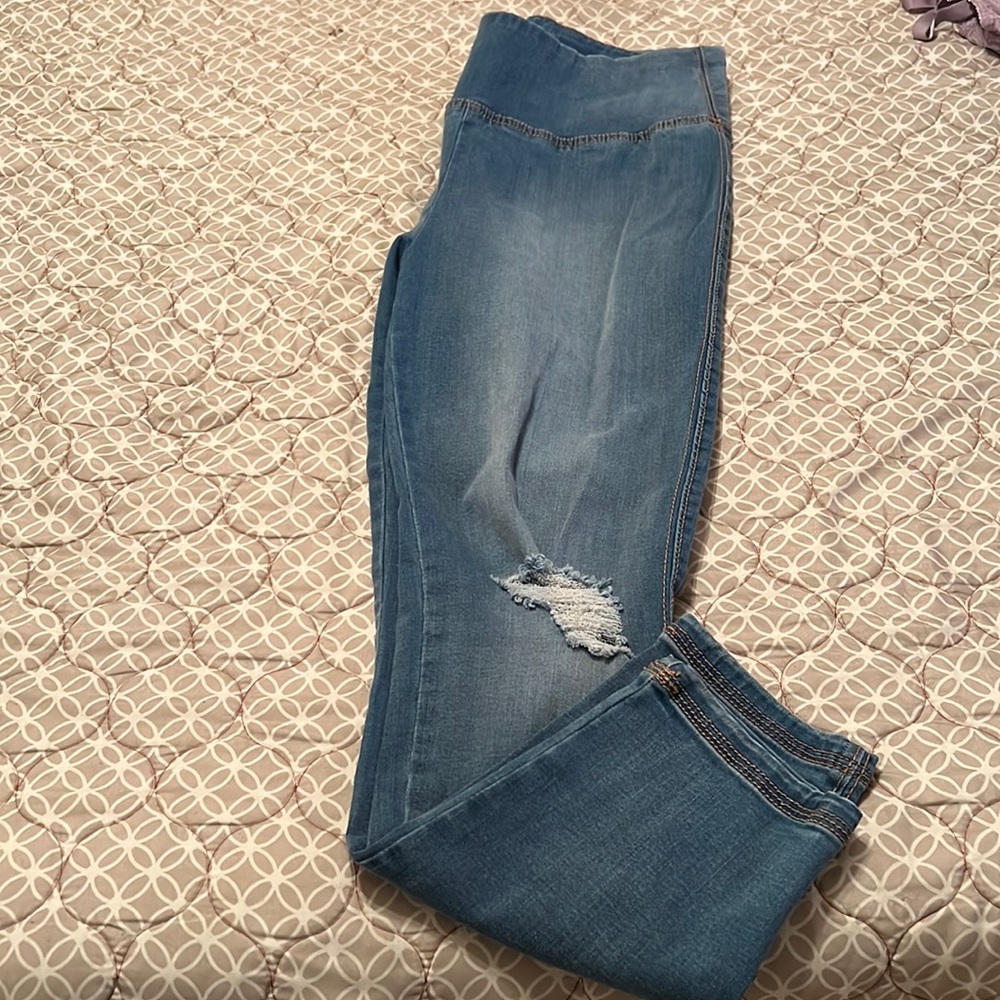 ✨✨SALE✨✨Juniors 13 Jeans NWOT